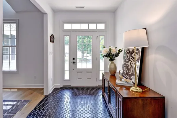 Property Slideshow image 3 of 42 | 3 menife ct, Williamsburg, VA, 23188