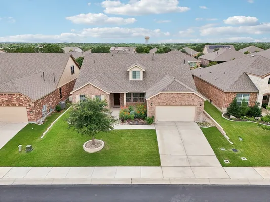Property Slideshow image 3 of 40 | 806 holiday creek ln, Georgetown, TX, 78633