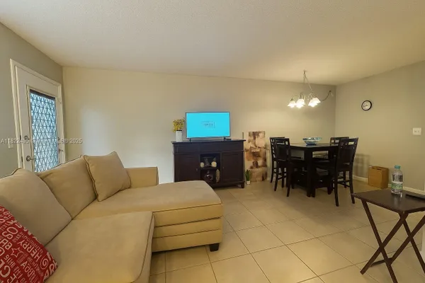 Property Slideshow image 3 of 11 | 801 sw 133rd ter 308k, Pembroke Pines, FL, 33027