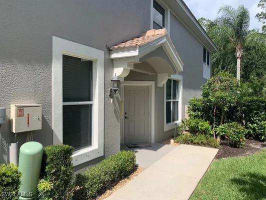 Property Slideshow image 2 of 25 | 9583 hemingway ln 4301, Fort Myers, FL, 33913