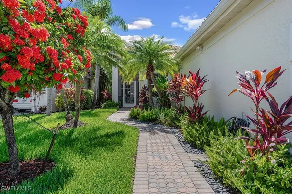Property Slideshow image 2 of 50 | 8556 pepper tree way, Naples, FL, 34114