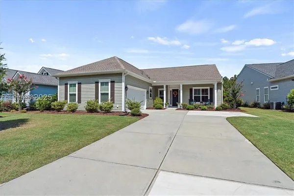 Property Slideshow image 3 of 50 | 56 carolina oaks ave, Bluffton, SC, 29909