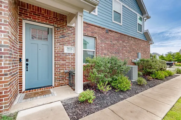 Property Slideshow image 2 of 34 | 3016 grandview dr, Wylie, TX, 75098