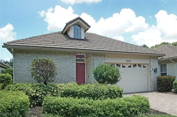 Property Slideshow image 3 of 29 | 922 turtle ct, Naples, FL, 34108