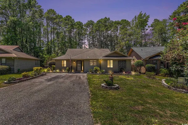 Property Slideshow image 2 of 42 | 137 hickory dr, Conway, SC, 29526