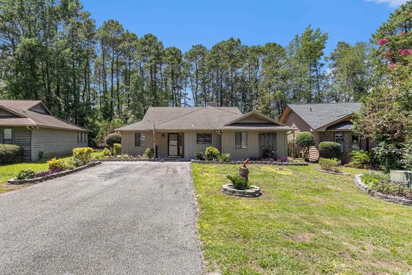 Property Slideshow image 3 of 42 | 137 hickory dr, Conway, SC, 29526