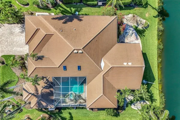 Property Slideshow image 3 of 50 | 14581 headwater bay ln, Fort Myers, FL, 33908