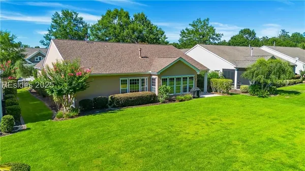 Property Slideshow image 3 of 50 | 10 camilla pink ct, Bluffton, SC, 29909