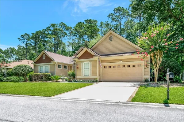 Property Slideshow image 2 of 46 | 21 cutter cir, Bluffton, SC, 29909