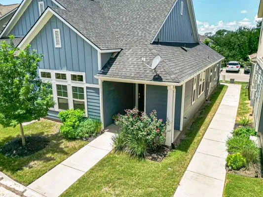 Property Slideshow image 3 of 27 | 108 lafitte dr # 102, San Marcos, TX, 78666