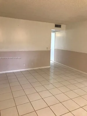 Property Slideshow image 3 of 14 | 251 sw 134th way 204m, Pembroke Pines, FL, 33027
