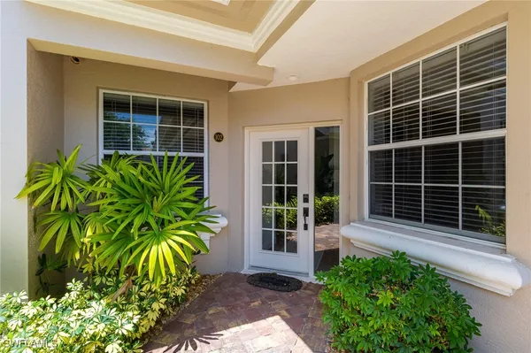 Property Slideshow image 2 of 22 | 3975 deer crossing ct 102, Naples, FL, 34114