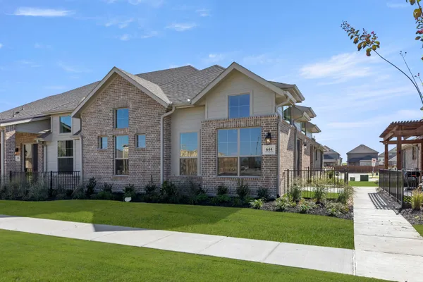 Property Slideshow image 2 of 28 | 644 oakridge dr, Wylie, TX, 75098