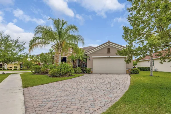 Property Slideshow image 2 of 62 | 11251 sw apple blossom trl, Port St Lucie, FL, 34987