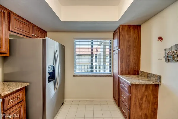Property Slideshow image 3 of 24 | 11060 caravel cir 309, Fort Myers, FL, 33908