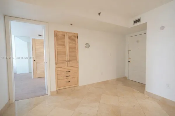 Property Slideshow image 3 of 43 | 1201 s ocean dr 410s, Hollywood, FL, 33019