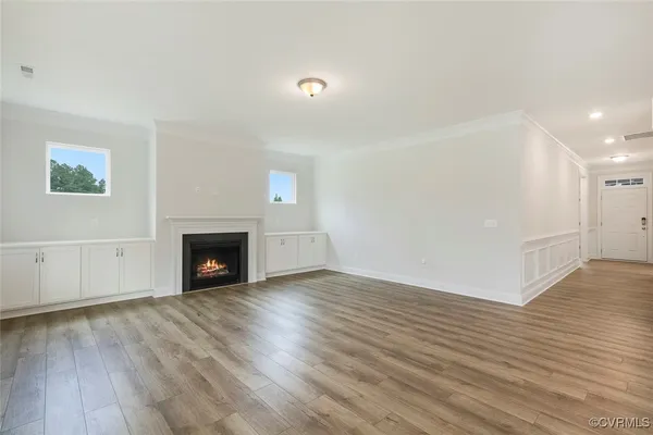 Property Slideshow image 3 of 13 | 8124 clancy ct, Chesterfield, VA, 23838