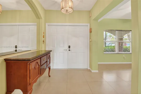 Property Slideshow image 3 of 61 | 5938 crystal shores dr 103, Boynton Beach, FL, 33437