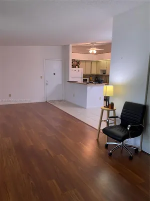 Property Slideshow image 2 of 15 | 10407 e clairmont cir 210, Tamarac, FL, 33321