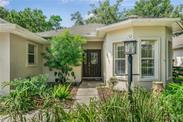 Property Slideshow image 2 of 53 | 6301 w glynborne loop, Crystal River, FL, 34429
