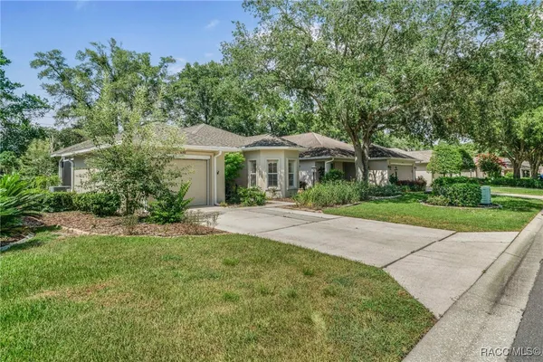 Property Slideshow image 3 of 53 | 6301 w glynborne loop, Crystal River, FL, 34429