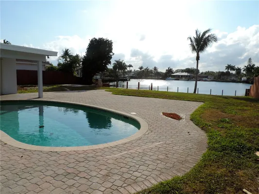 Property Slideshow image 3 of 15 | 4020 lincoln a 4020, Boca Raton, FL, 33434