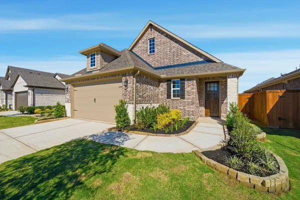 Property Slideshow image 3 of 42 | 18806 sweetwater springs dr, Cypress, TX, 77433