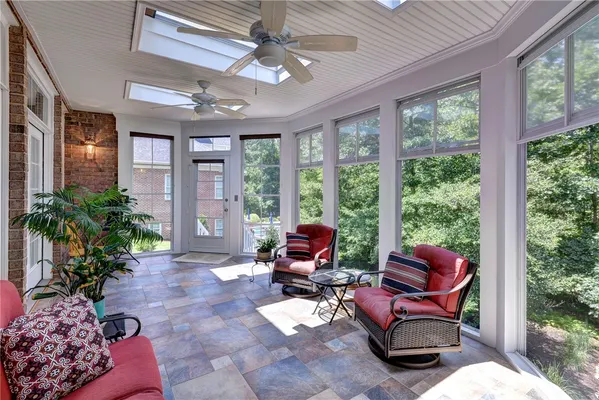 Property Slideshow image 2 of 44 | 208 western gailes, Williamsburg, VA, 23188