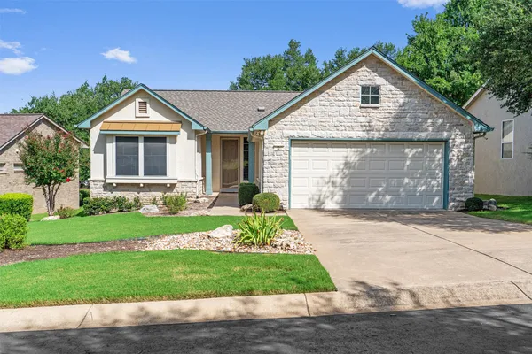 Property Slideshow image 3 of 28 | 121 larkspur ln, Georgetown, TX, 78633
