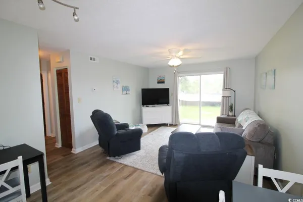 Property Slideshow image 2 of 31 | 922 fairwood lakes ln 22-d, Myrtle Beach, SC, 29588