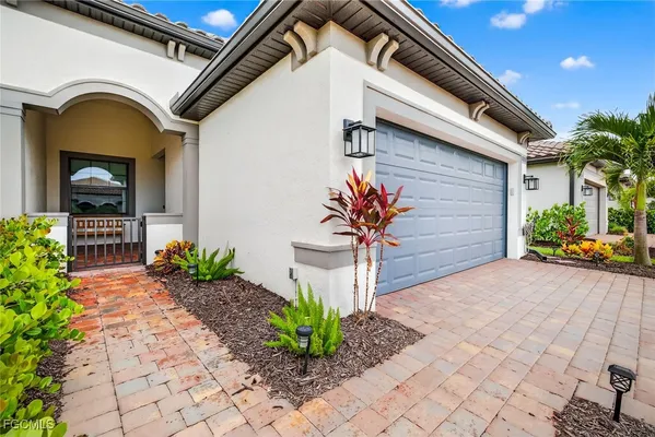 Property Slideshow image 2 of 48 | 17333 corsini dr, Fort Myers, FL, 33913
