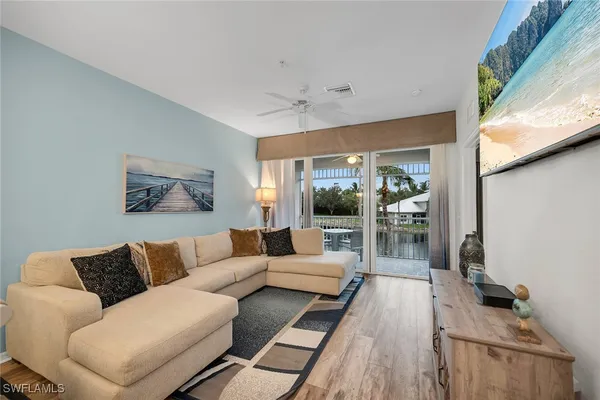 Property Slideshow image 3 of 50 | 7930 mahogany run ln 826, Naples, FL, 34113