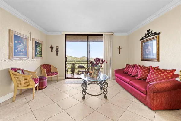 Property Slideshow image 2 of 42 | 901 colony point cir 503, Pembroke Pines, FL, 33026