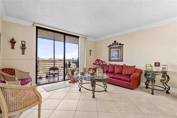 Property Slideshow image 3 of 42 | 901 colony point cir 503, Pembroke Pines, FL, 33026