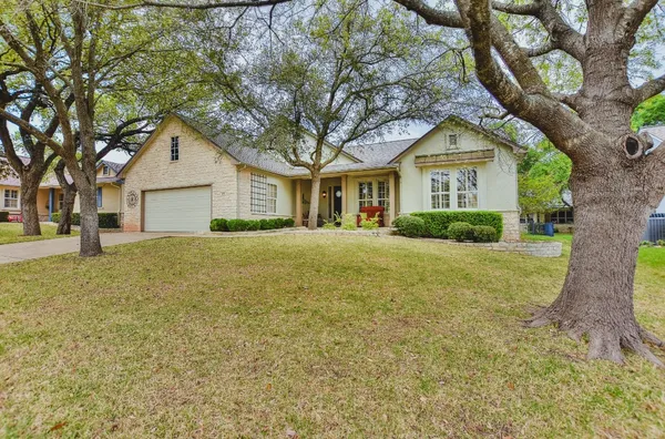 Property Slideshow image 2 of 40 | 204 whippoorwill cv, Georgetown, TX, 78633