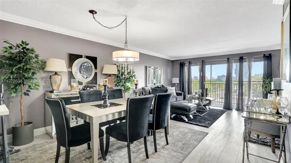 Property Slideshow image 2 of 44 | 329 se 3rd st apt 405s, Hallandale Beach, FL, 33009