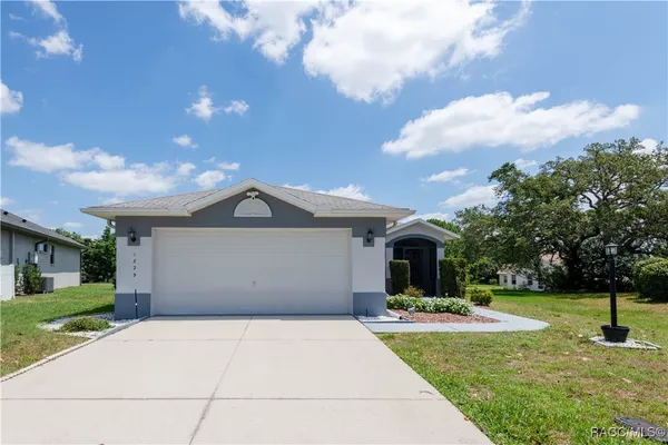 Property Slideshow image 2 of 43 | 1829 w jena ct, Lecanto, FL, 34461