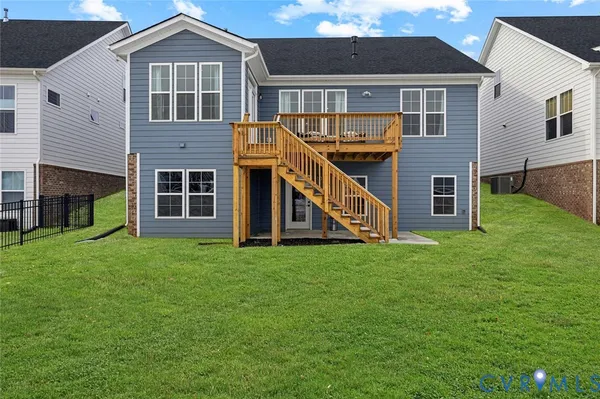 Property Slideshow image 2 of 27 | 8473 chimney rock dr, Mechanicsville, VA, 23116