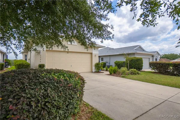 Property Slideshow image 3 of 89 | 2295 n andrea pt, Lecanto, FL, 34461