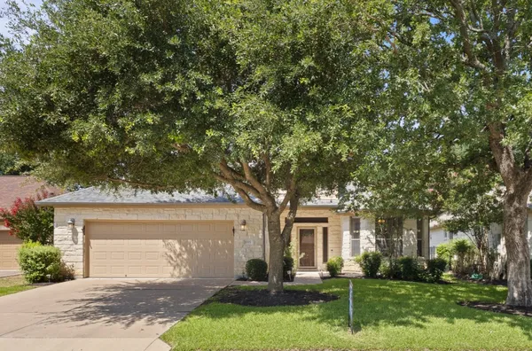Property Slideshow image 2 of 38 | 1005 fort davis st, Georgetown, TX, 78633