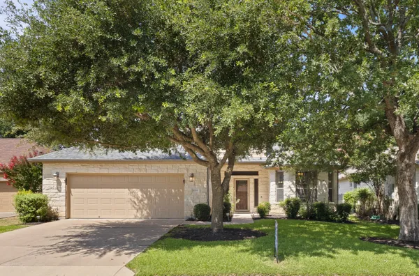 Property Slideshow image 2 of 38 | 1005 fort davis st, Georgetown, TX, 78633
