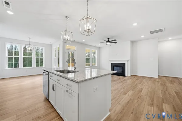 Property Slideshow image 3 of 25 | 8501 chimney rock dr, Mechanicsville, VA, 23116