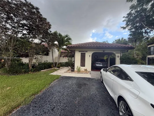 Property Slideshow image 3 of 34 | 21720 arriba real # 37-b, Boca Raton, FL, 33433