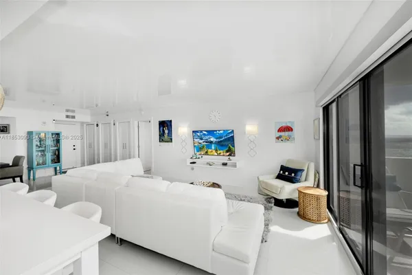Property Slideshow image 2 of 41 | 1201 s ocean dr apt 1904s, Hollywood, FL, 33019
