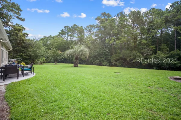 Property Slideshow image 2 of 71 | 5 camden ln, Hilton Head Island, SC, 29926