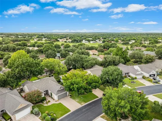 Property Slideshow image 2 of 34 | 113 coreopsis way, Georgetown, TX, 78633