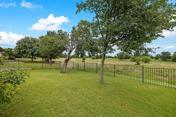 Property Slideshow image 2 of 22 | 607 salt creek ln, Georgetown, TX, 78633