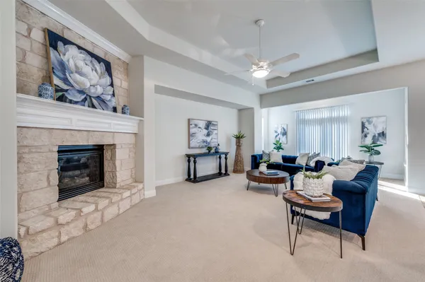Property Slideshow image 2 of 19 | 7205 oakmont dr, Frisco, TX, 75036