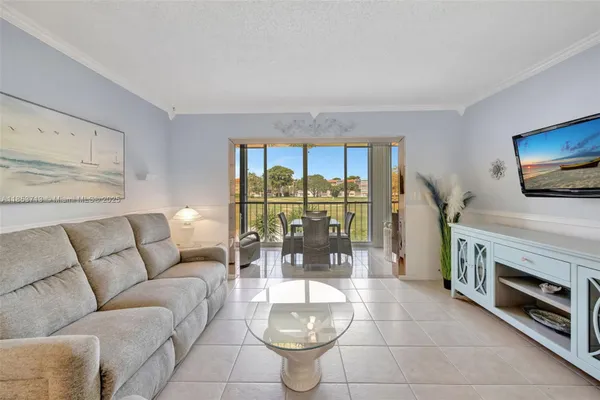 Property Slideshow image 3 of 49 | 7847 golf circle dr 203, Margate, FL, 33063