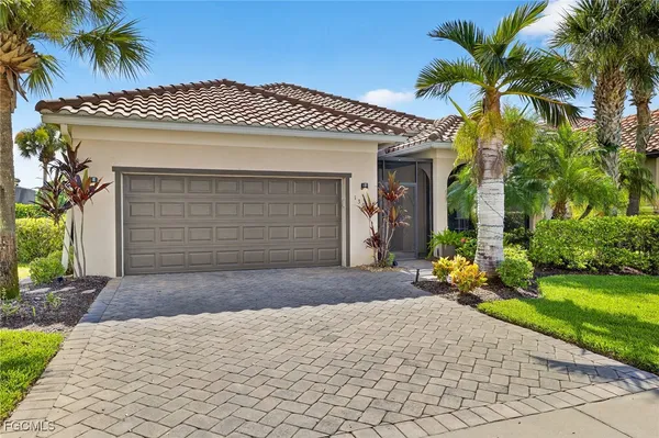 Property Slideshow image 2 of 37 | 13001 simsbury ter, Fort Myers, FL, 33913